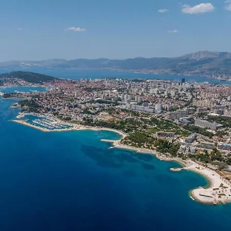 Stanic - Away From ! *