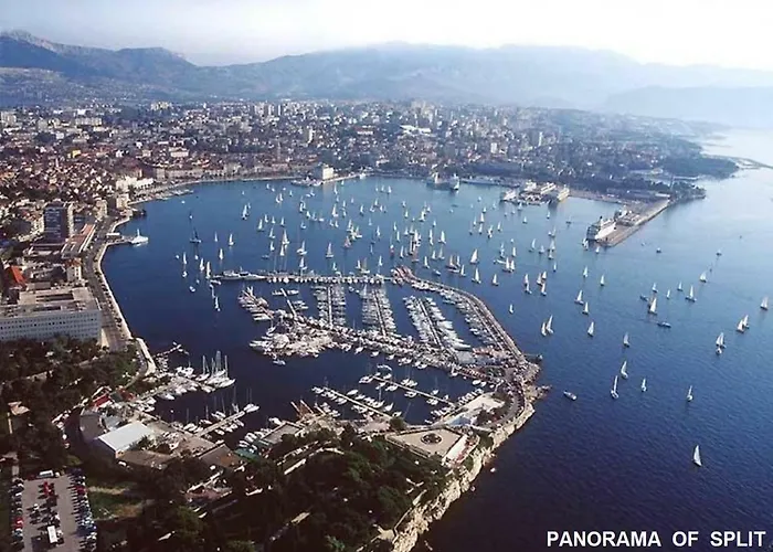 Stanic - Away From ! Appartamento *