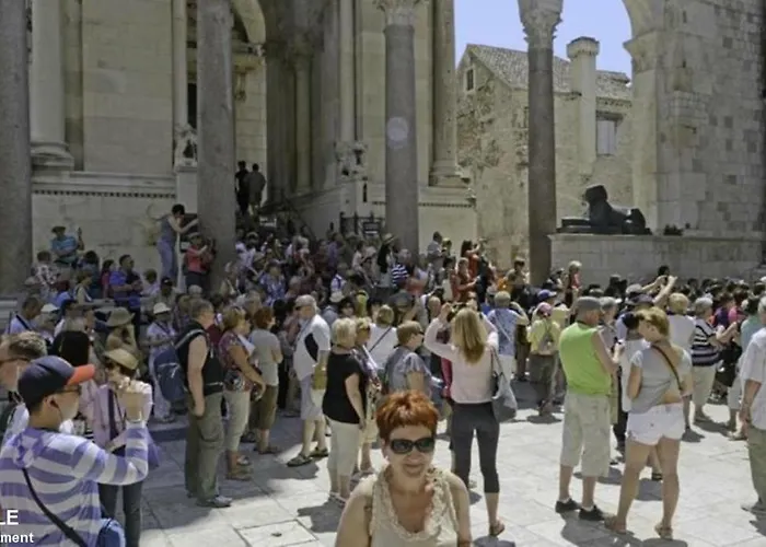 Appartamento Stanic - Away From !