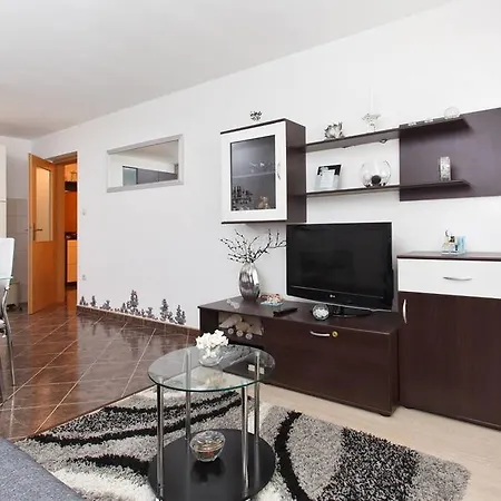 Stanic - Away From !