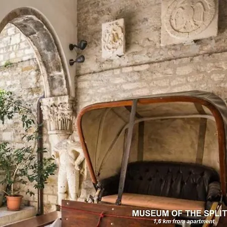 Stanic - Away From !