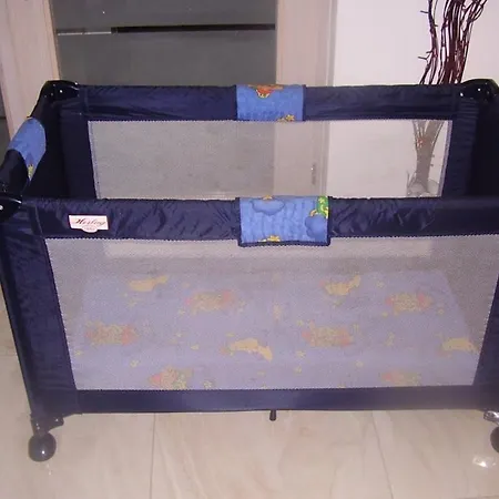 Stanic - Away From ! アパート スプリト