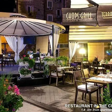 Stanic - Away From ! アパート スプリト